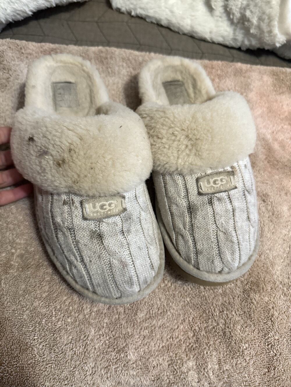 UGG Cable Knit Fur Lined Slip-On Slippers Gray/Beige Logo Trim Womens 8